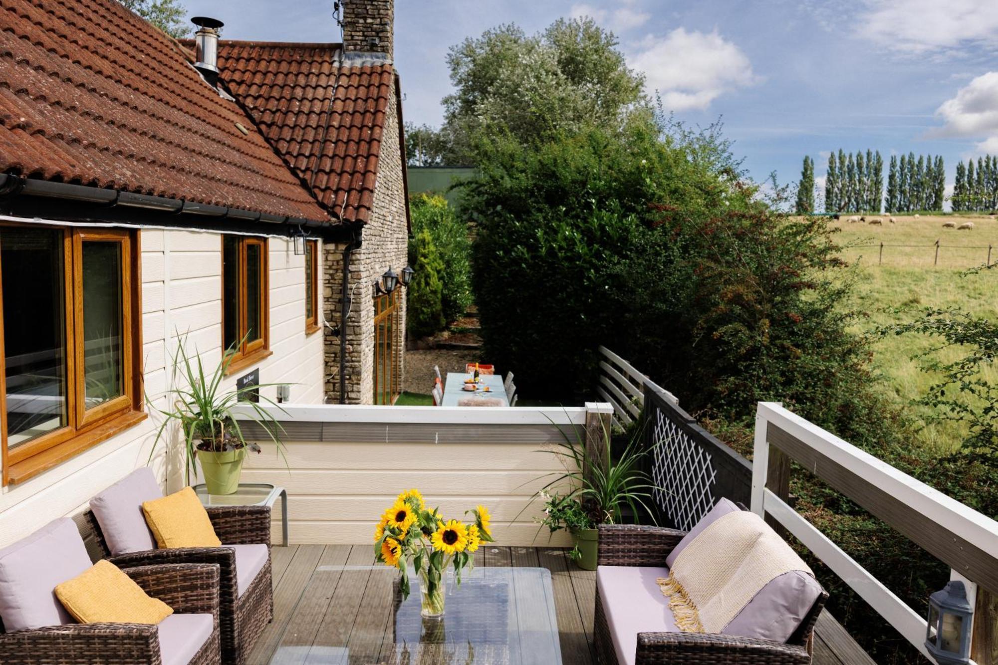 The West Barn Near Bath, Sleeps 24 And 2 Hot Tubs Vila Bristol Exterior foto