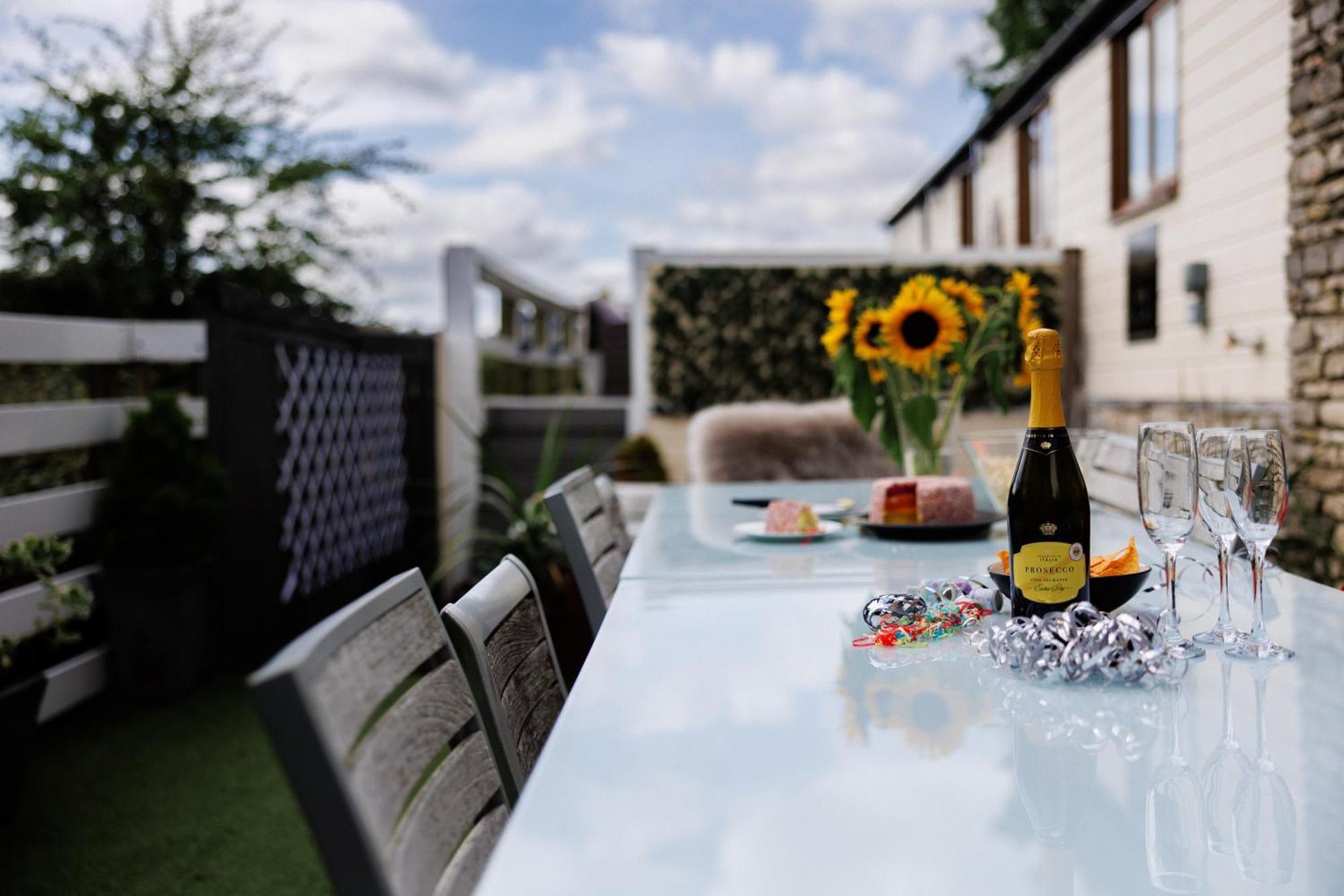 The West Barn Near Bath, Sleeps 24 And 2 Hot Tubs Vila Bristol Exterior foto